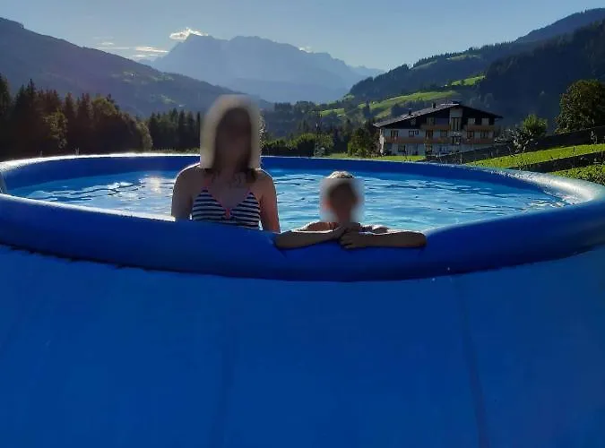 Hexenhaus アパート Hüttau